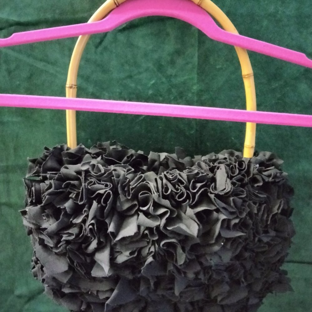 Purse Fluffy Texture - Picture 3 of 3